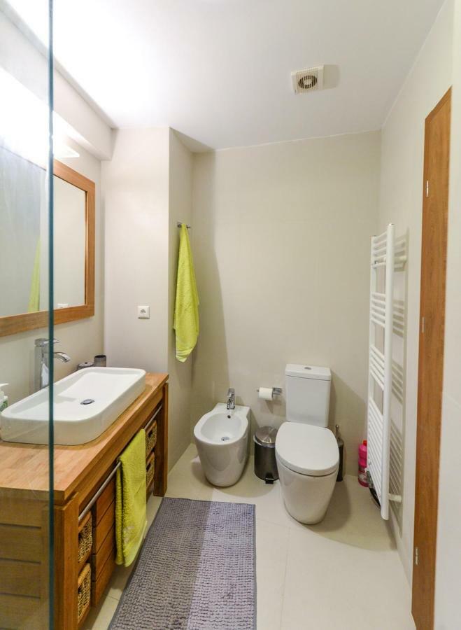 Spacious Fully Equipped 3bd 2bath In The Heart Of With Balconies Ac And Fast Wifi #2 Διαμέρισμα Ηράκλειο Κρήτης