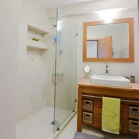 Spacious Fully Equipped 3Bd 2Bath Apt In The Heart Of City With Balconies Ac And Fast Wifi #2 Heraklion  Exterior photo