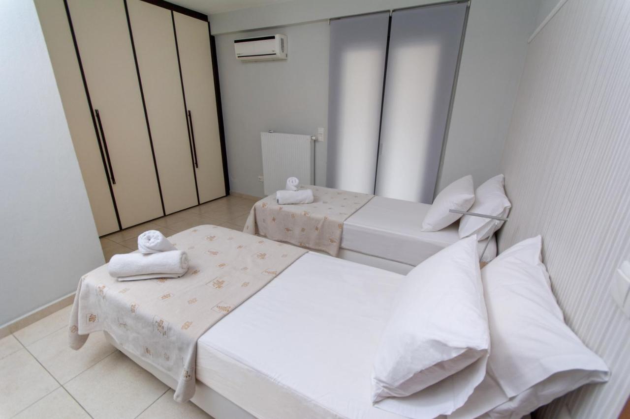 Apartment Spacious Fully Equipped 3bd 2bath In The Heart Of With Balconies Ac And Fast Wifi #2 Heraklion (Crete)